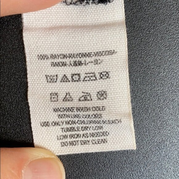 🔥 CLEARANCE 🔥 Free People Floral Shorts Size 4 - Picture 4 of 4